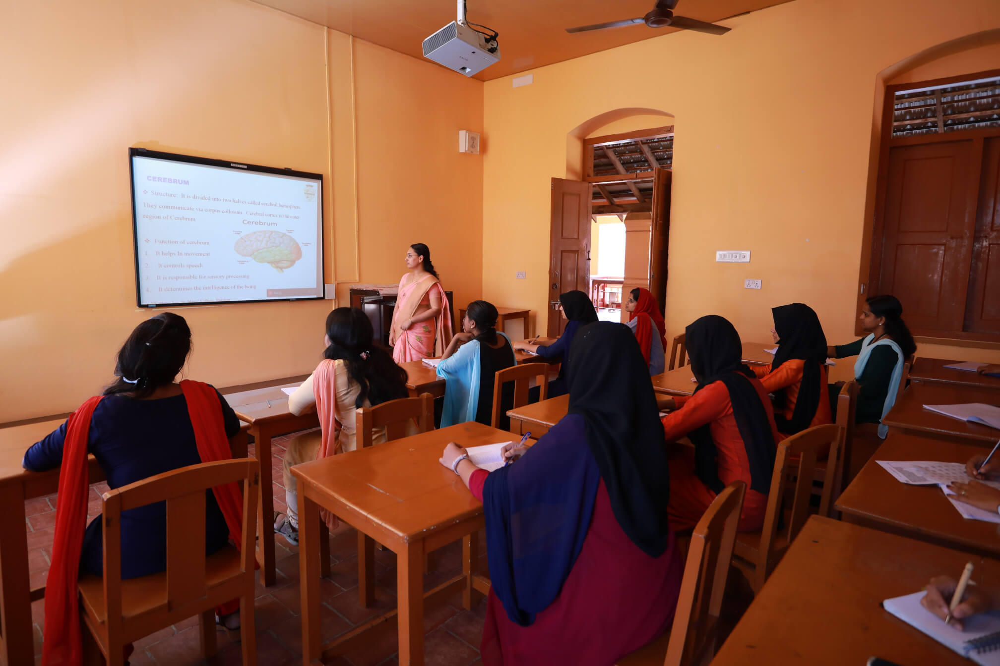 St Mary's College Thrissur Campus Building photo 9